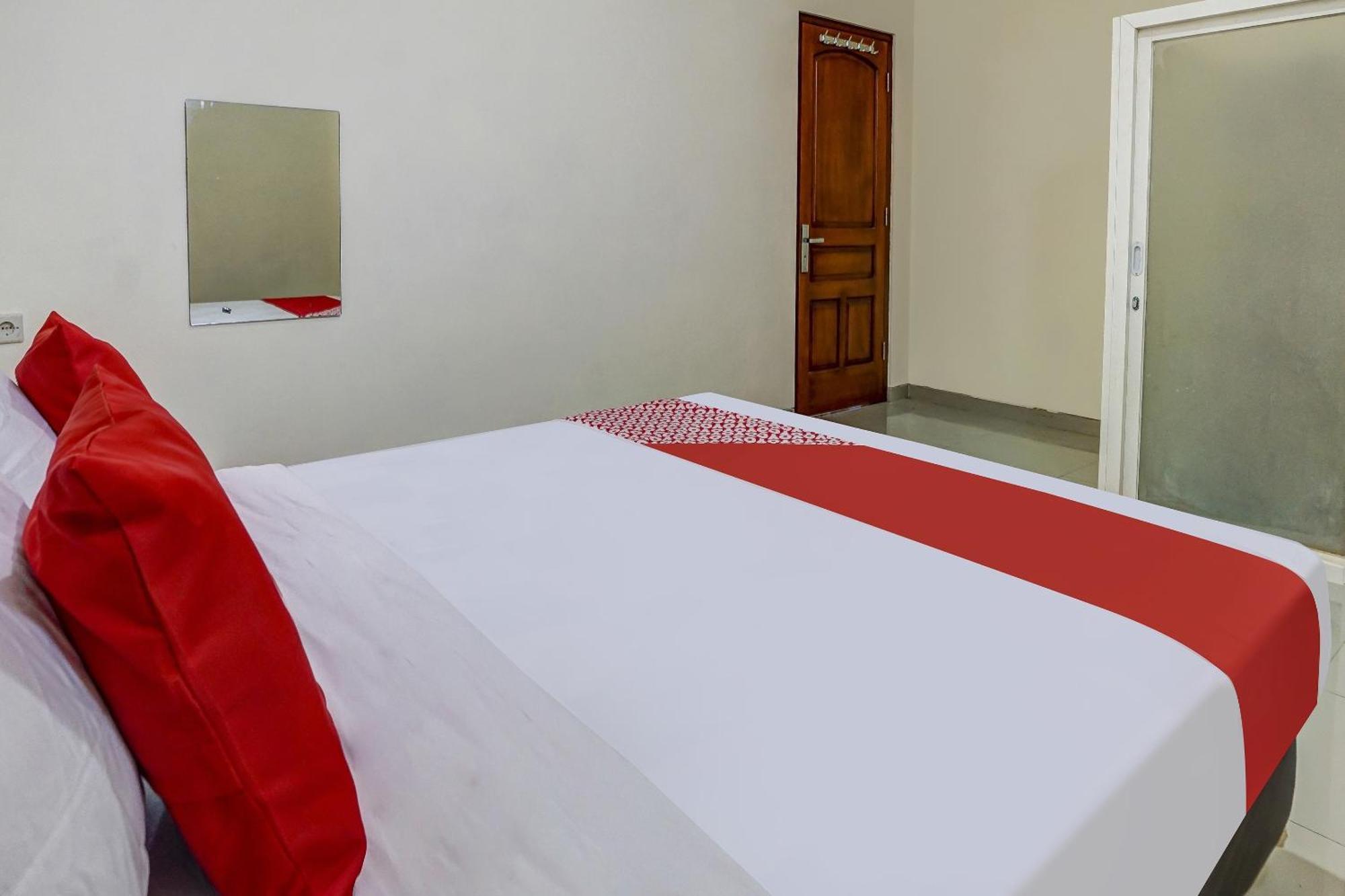 מאלאנג Oyo 91084 Oke Guest House מראה חיצוני תמונה